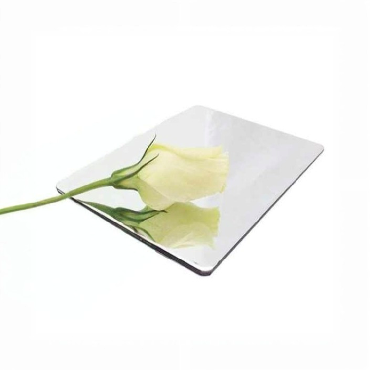 Hvad gør Silver Mirror Aluminium Composite Panels til et godt valg til dine projekter